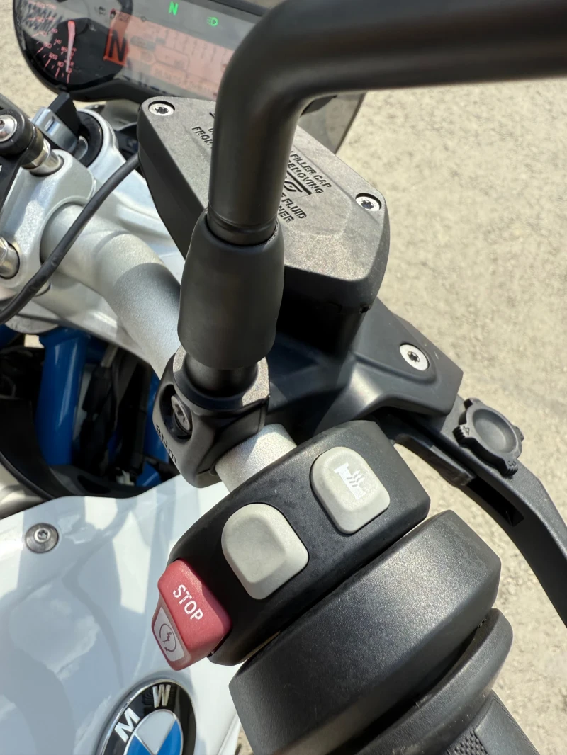 BMW R 1200 R Akrapovic, снимка 9 - Мотоциклети и мототехника - 52484614