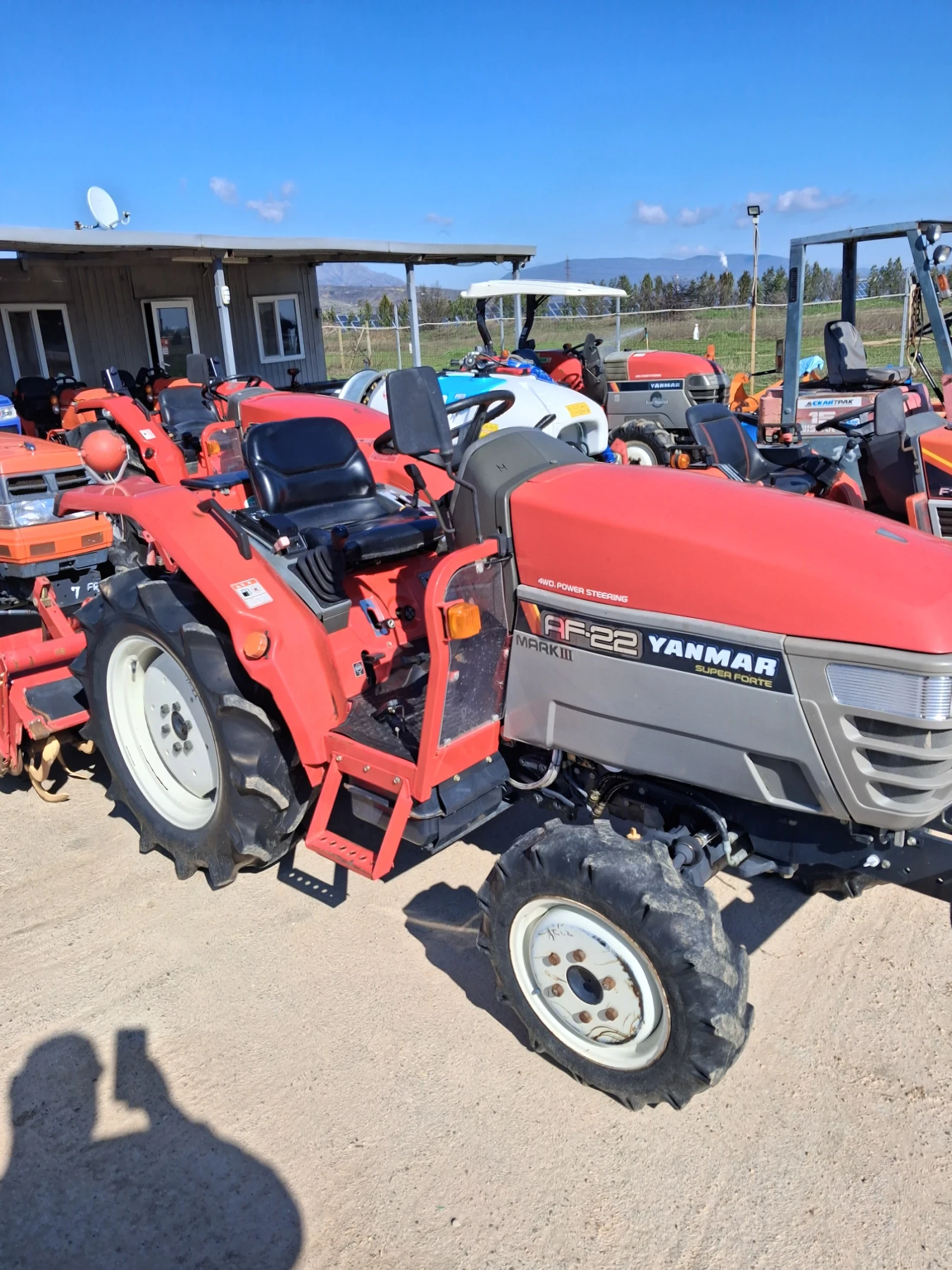 Трактор Kubota Скайтрак  - изображение 3