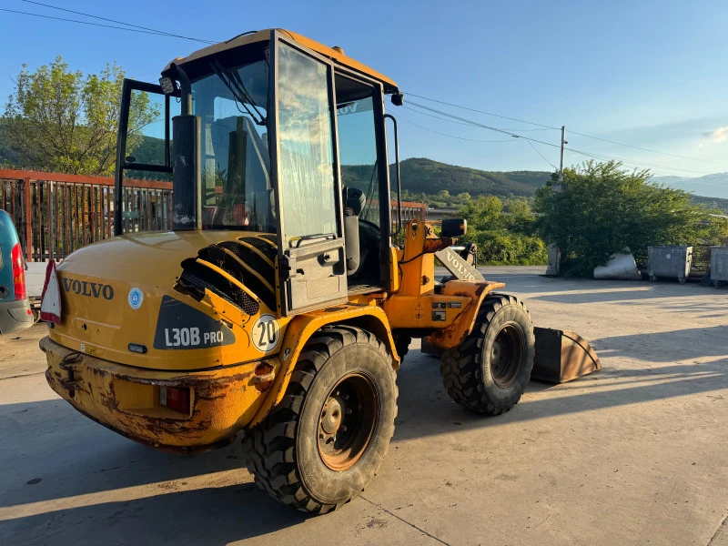 Челен товарач Volvo L30B pro, снимка 2 - Индустриална техника - 45483269