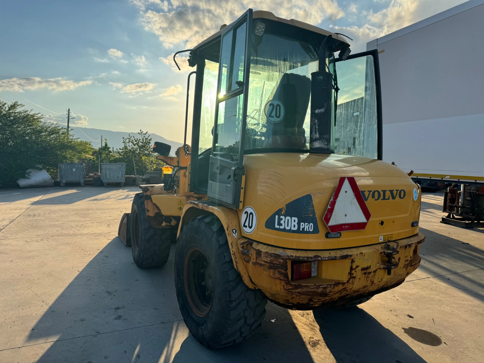   Volvo L30B pro | Mobile.bg   1