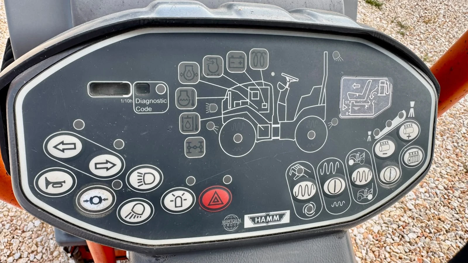 Валяк Hamm HD 10C W, 2-Тона, Внос, , , , снимка 9 - Индустриална техника - 54856427