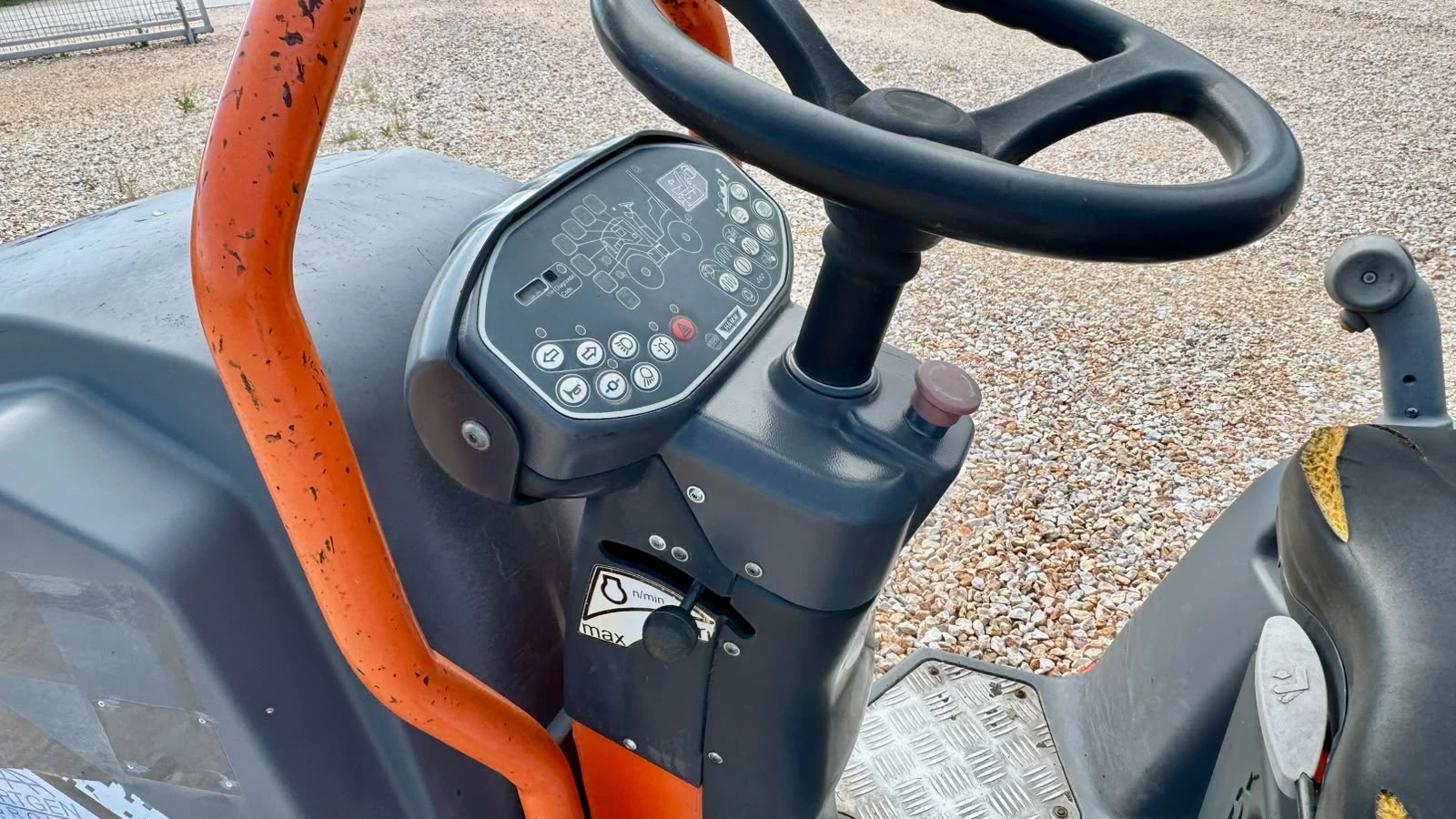 Валяк Hamm HD 10C W, 2-Тона, Внос, , , , снимка 12 - Индустриална техника - 54856427