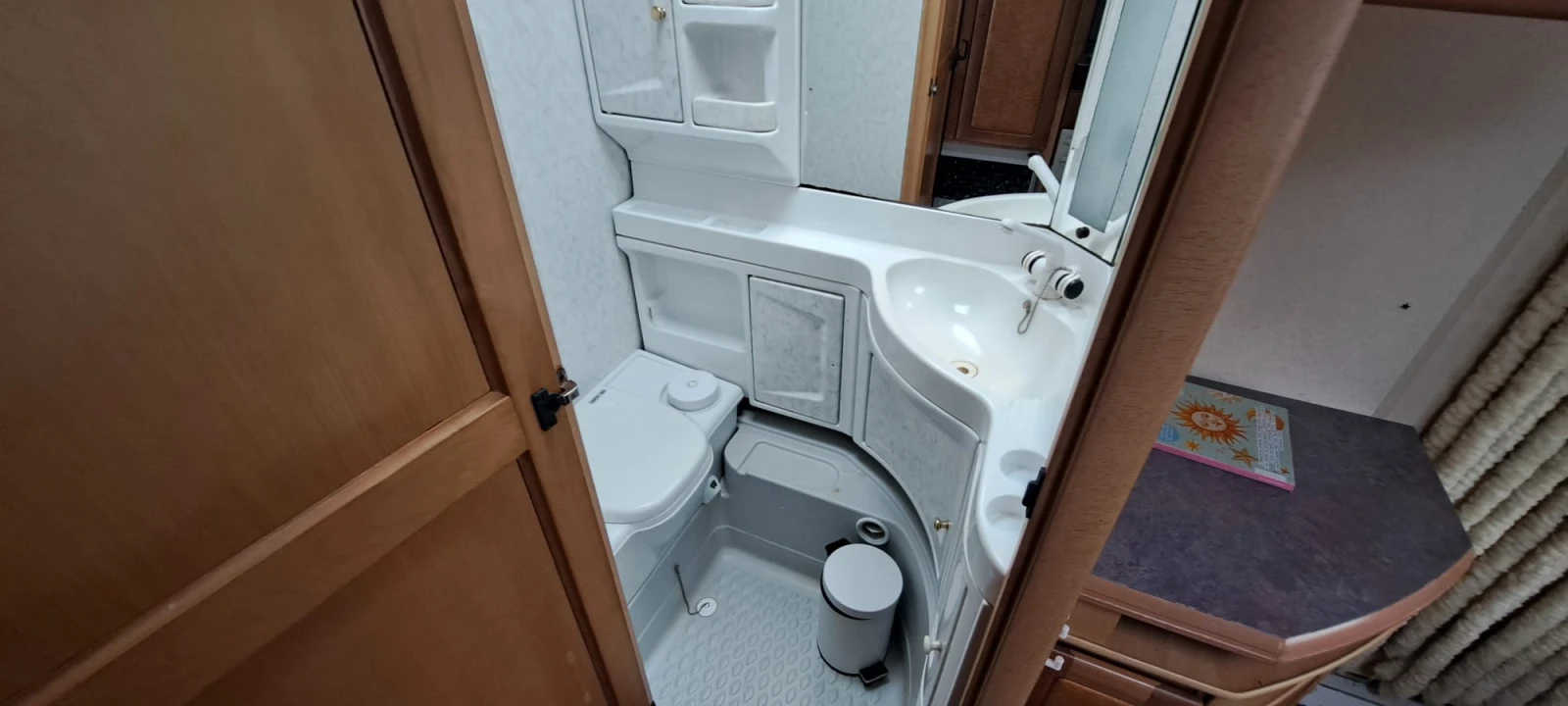  Hobby 560 | Mobile.bg   10