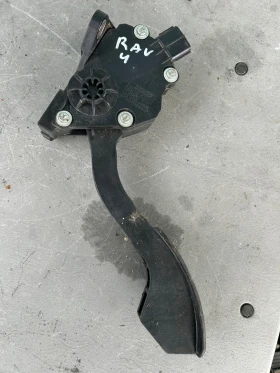 78110-42010 Педал газ TOYOTA RAV 4 19800-7270, снимка 1