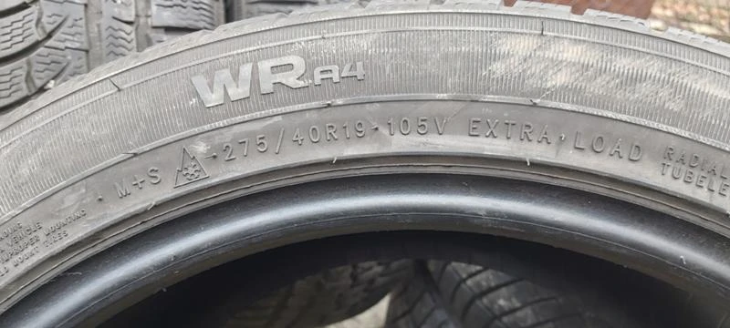 Гуми Зимни 275/40R19, снимка 8 - Гуми и джанти - 31140827