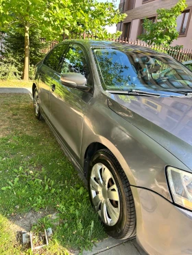 Обява за продажба на VW Jetta 2.5 SE ~11 000 лв. - изображение 11