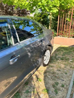 VW Jetta 2.5 SE | Mobile.bg    13