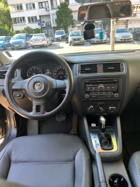 Обява за продажба на VW Jetta 2.5 SE ~11 000 лв. - изображение 6