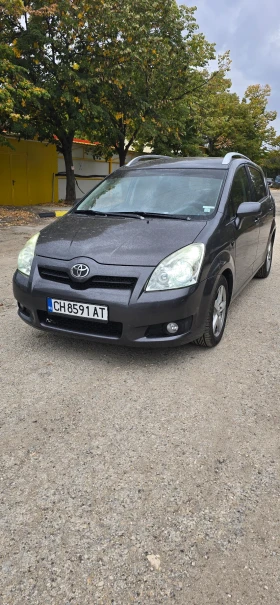 Обява за продажба на Toyota Corolla verso 2.2D-4D Facelift ~7 500 лв. - изображение 1