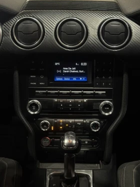 Ford Mustang * Premium Convertible* АвтоКредит* (Цена до БГ) - 36999 лв. / 18917.29 € - 73918927 5
