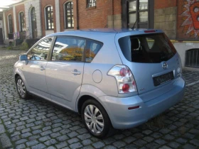 Toyota Corolla verso 2.0d4d, 2.2d4d - изображение 1