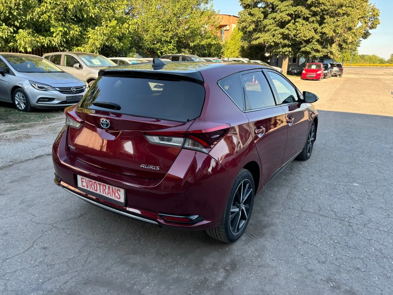 Toyota Auris 1, 8 Hibrid /Фабрична Гаранция , снимка 3 - Автомобили и джипове - 46889081