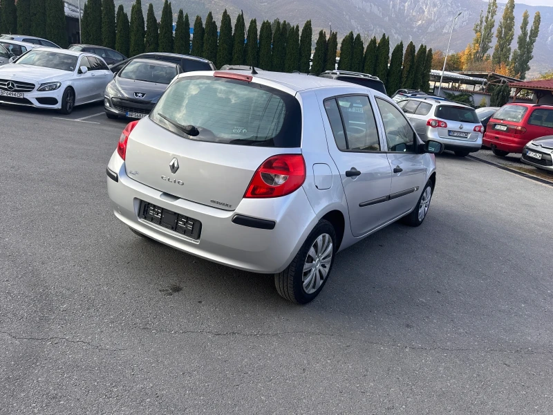 Renault Clio 1.2i - КЛИМАТИК - РЕАЛНИ КИЛОМЕТРИ, снимка 5 - Автомобили и джипове - 47757749