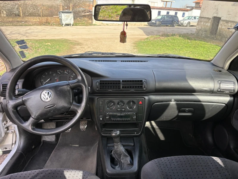 VW Passat 1.6 ГАЗ * КЛИМАТИК* , снимка 9 - Автомобили и джипове - 49516908