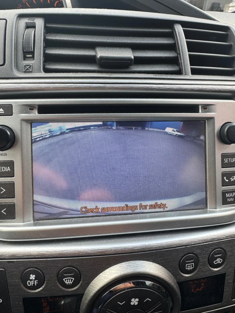 Toyota Verso, снимка 10 - Автомобили и джипове - 52539876