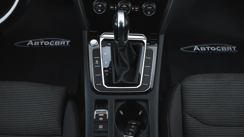 VW Arteon 2.0 TDI DSG, снимка 11 - Автомобили и джипове - 52847960