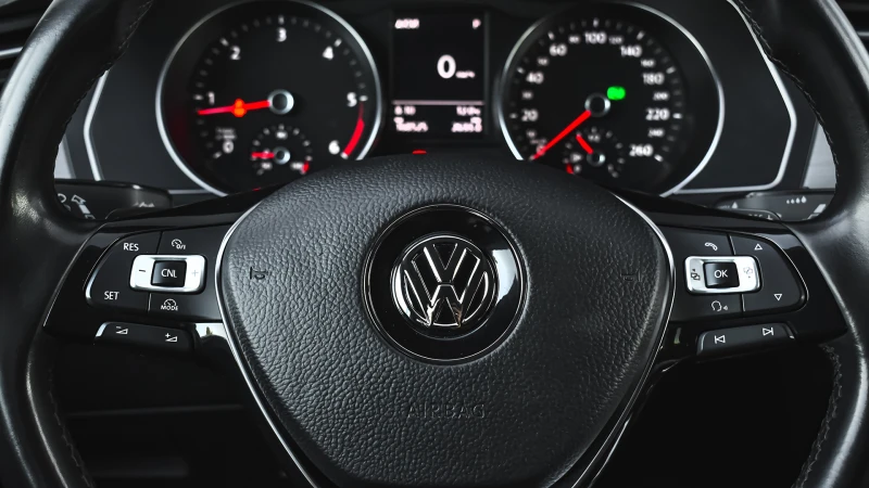 VW Arteon 2.0 TDI DSG, снимка 9 - Автомобили и джипове - 52847960