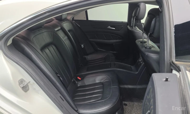 Mercedes-Benz CLS 250, снимка 12 - Автомобили и джипове - 53139133