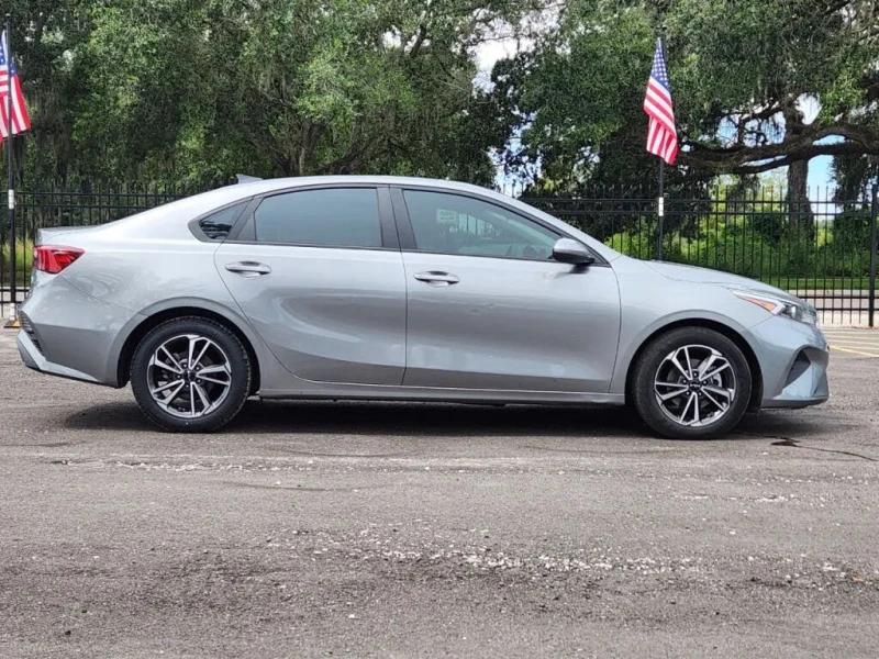 Kia Forte !LXS-FWD! * АвтоКредит* Цена до БГ* , снимка 7 - Автомобили и джипове - 53374642