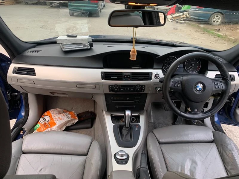 BMW 330 d мпакет, снимка 7 - Автомобили и джипове - 49519682