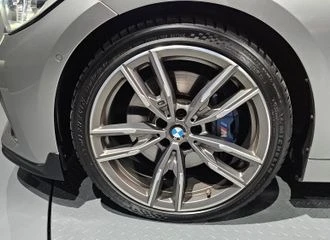 BMW 340 * ДИСТРОНИК * 360* АМБИЕНТНО * HUD* ШИБИДАХ, снимка 8 - Автомобили и джипове - 54576165