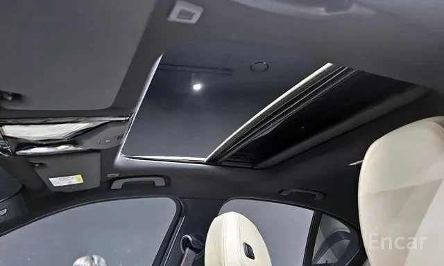 BMW 340 * ДИСТРОНИК * 360* АМБИЕНТНО * HUD* ШИБИДАХ, снимка 15 - Автомобили и джипове - 54576165