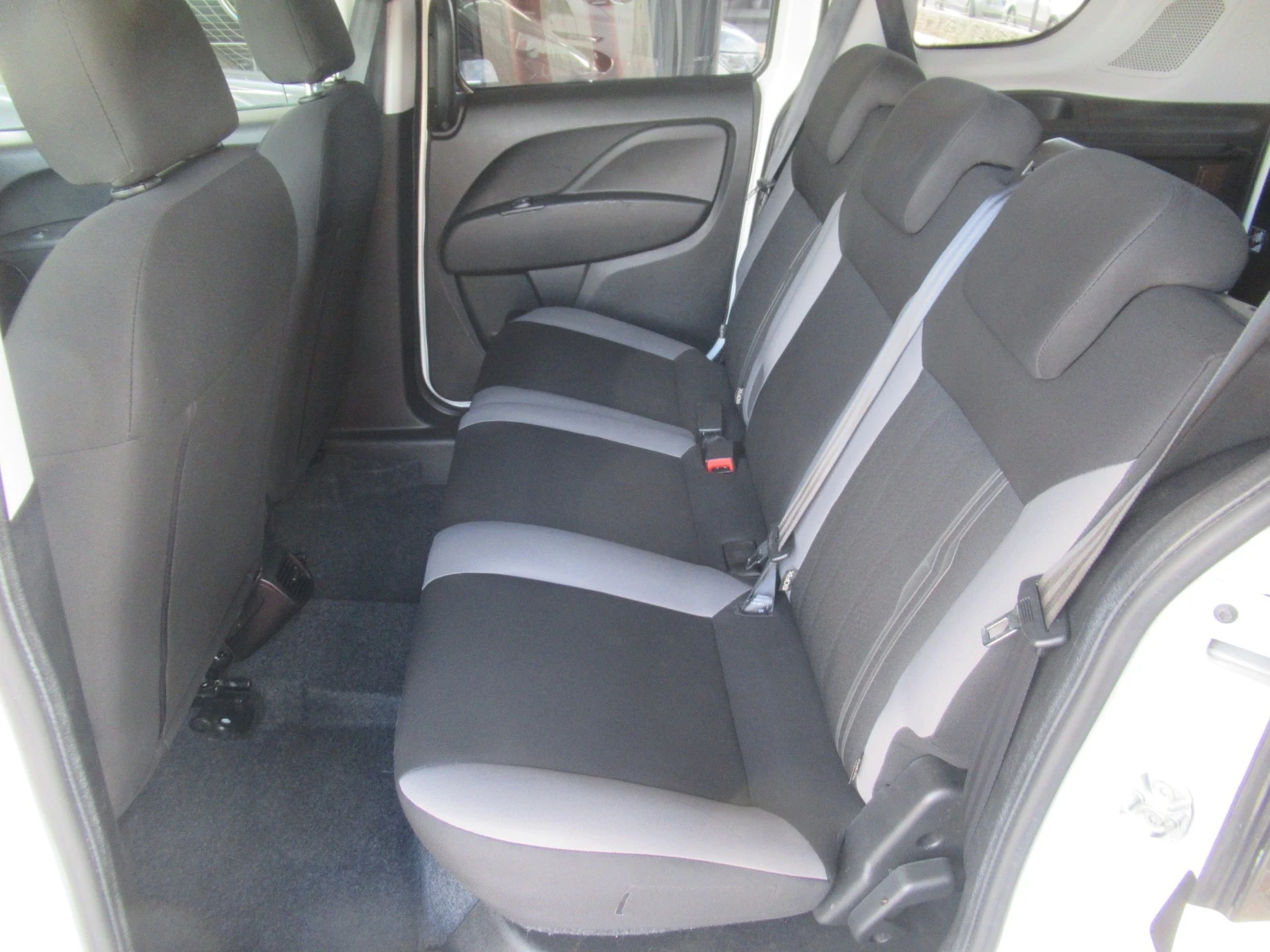 Fiat Doblo 1.6Multijet euro 6B 6ск | Mobile.bg — изображение 13