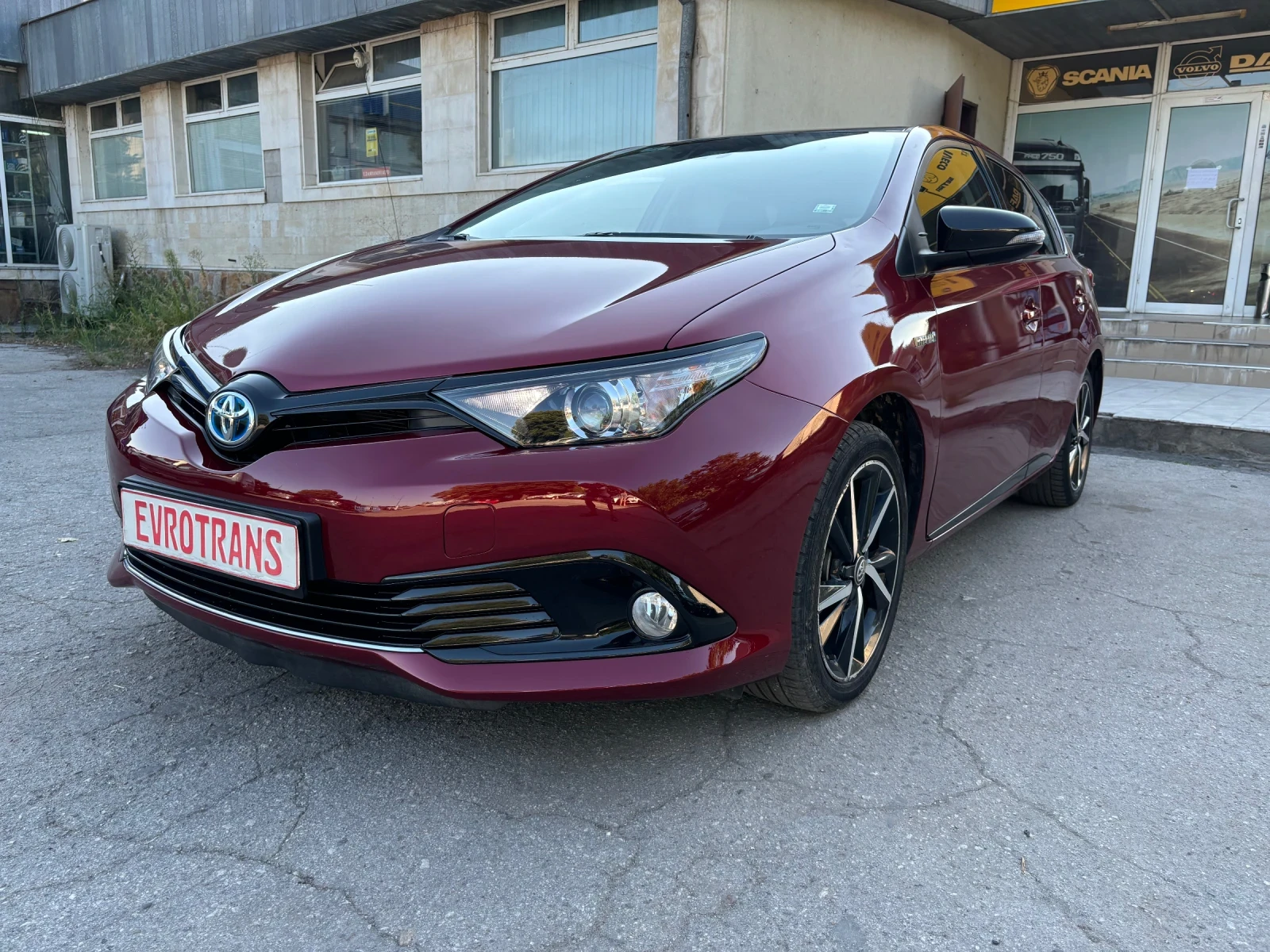 Toyota Auris 1, 8 Hibrid /Фабрична Гаранция  - изображение 8