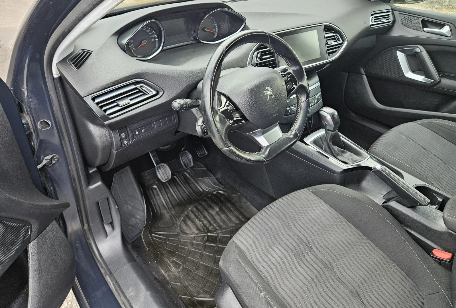 Peugeot 308 1.6 BlueHDI, 99 к.с. - изображение 10