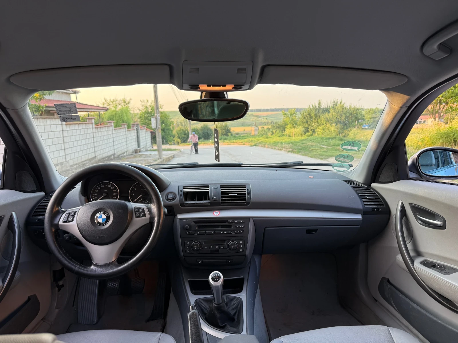 BMW 120  - изображение 7