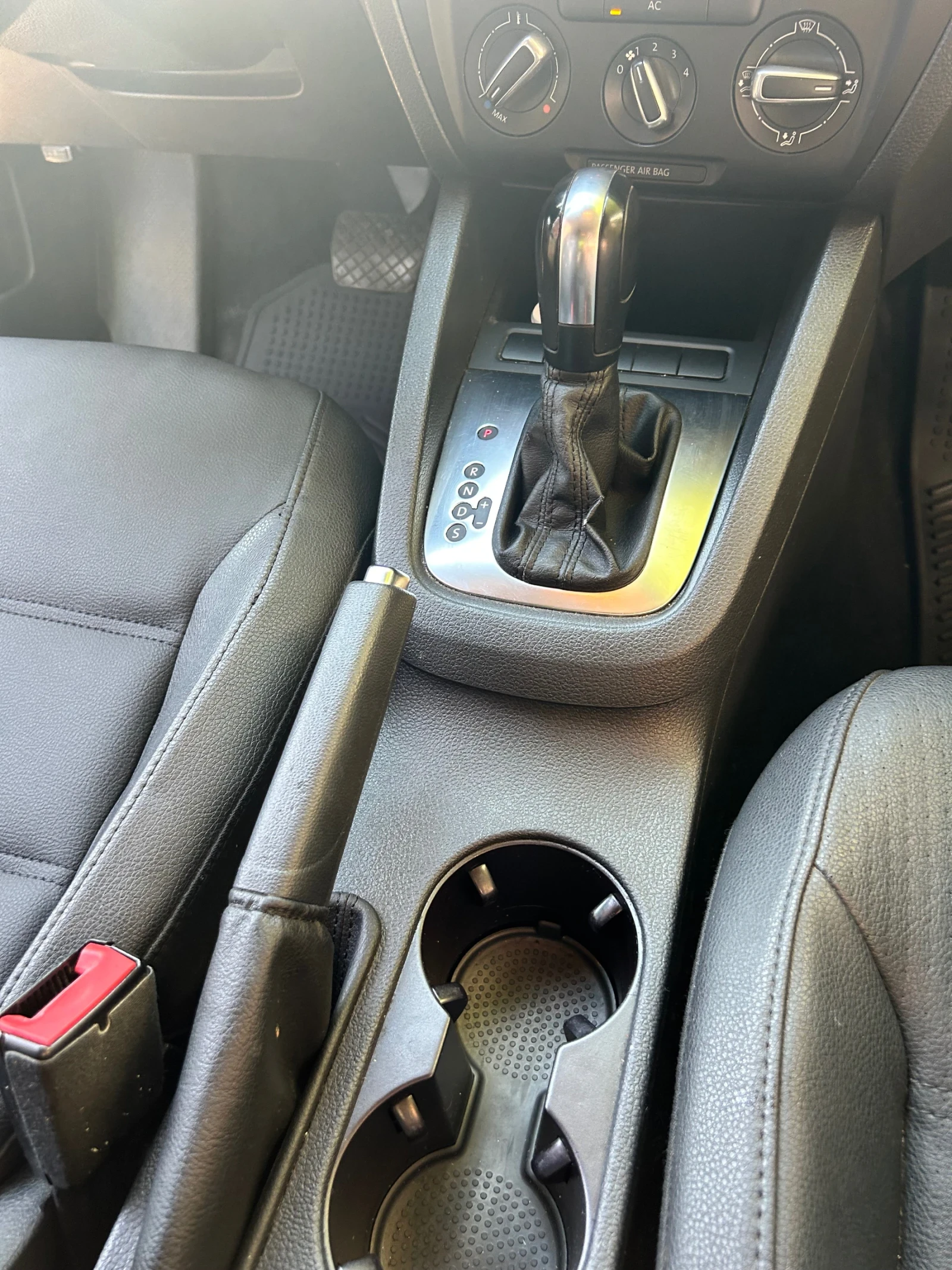 VW Jetta 2.5 SE - изображение 5