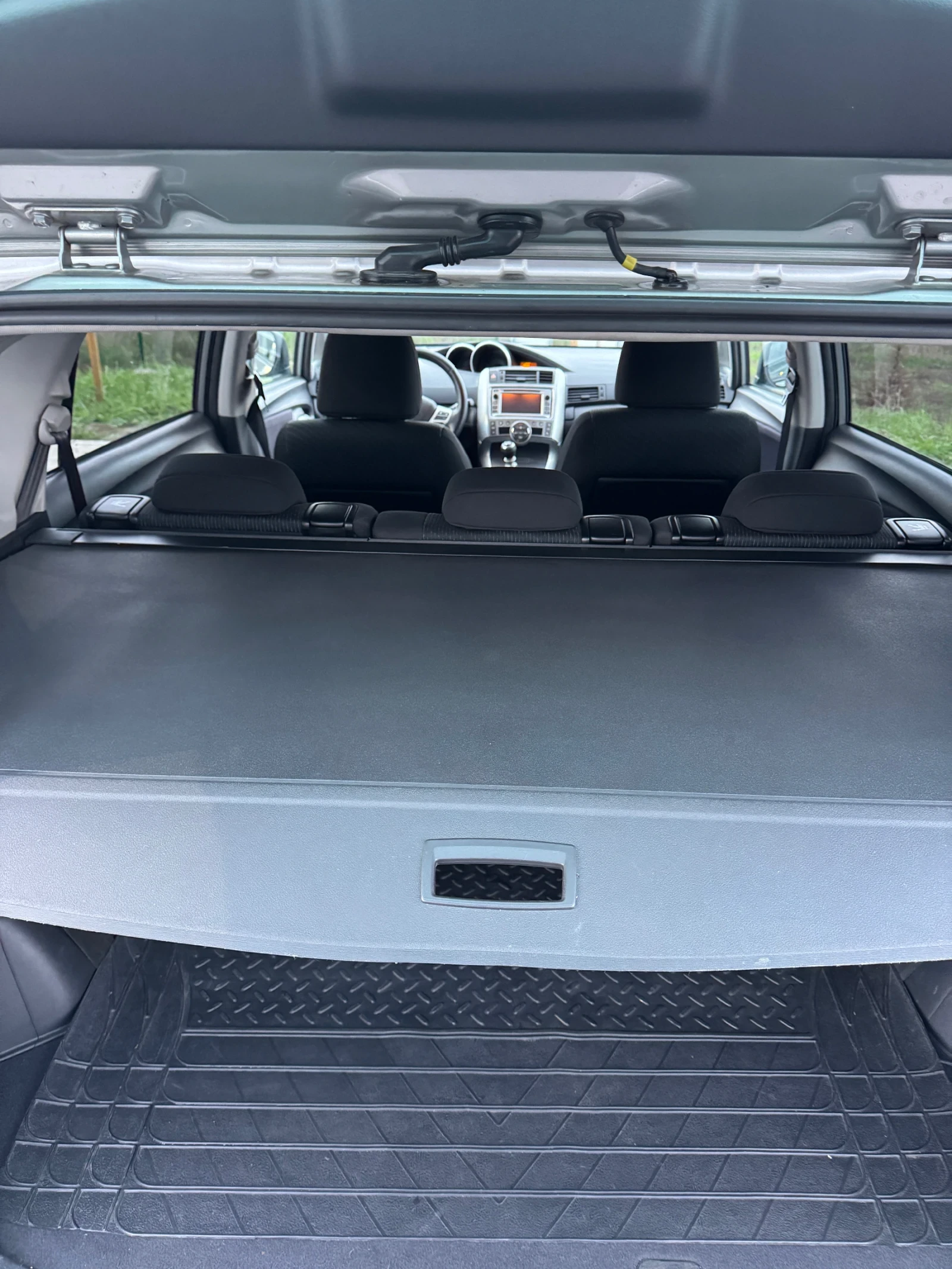 Toyota Verso  - изображение 6