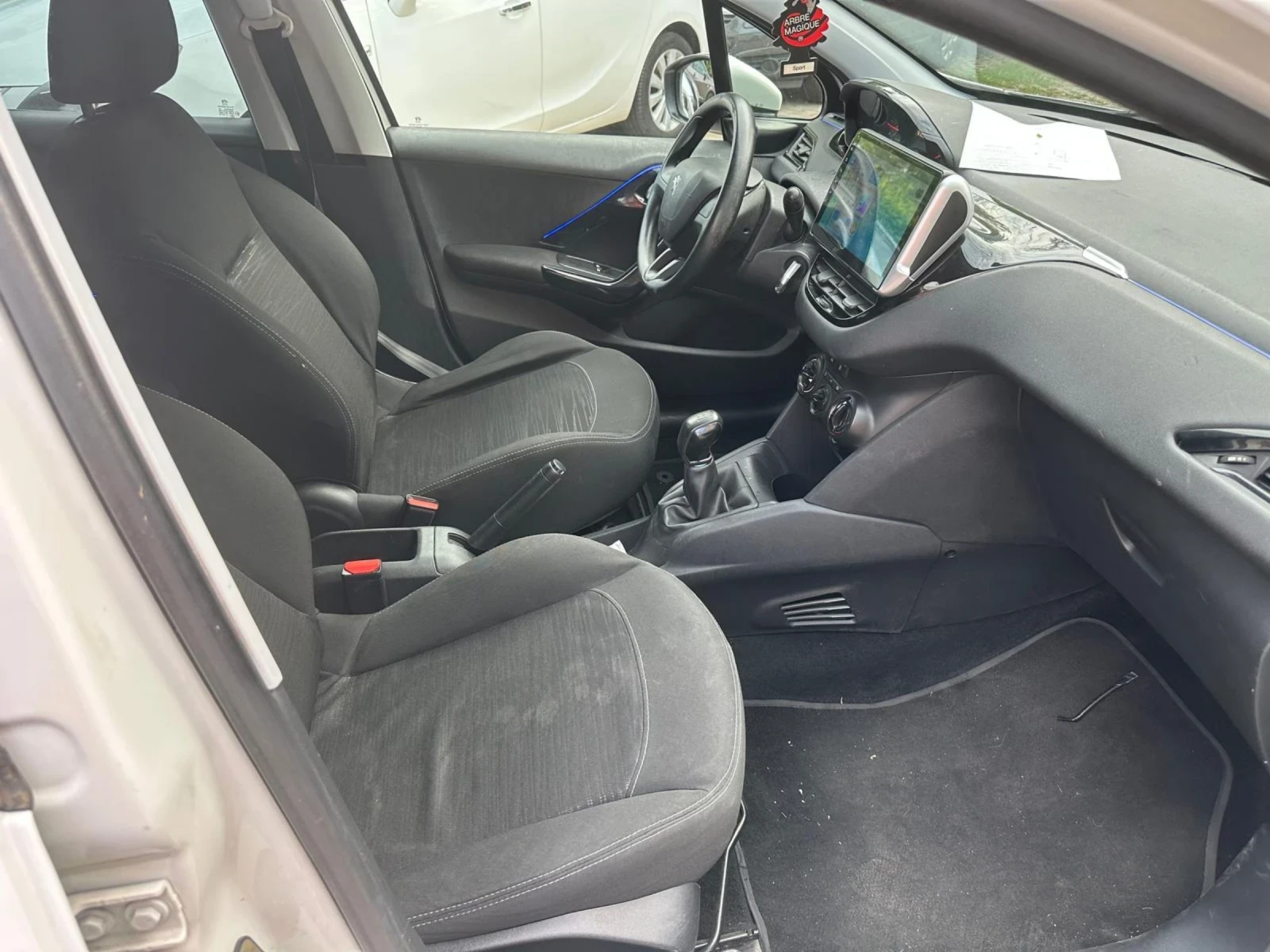 Peugeot 208     | Mobile.bg   16