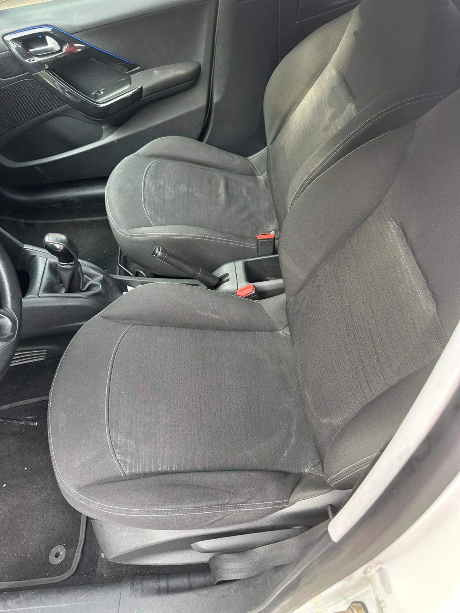 Peugeot 208     | Mobile.bg   17