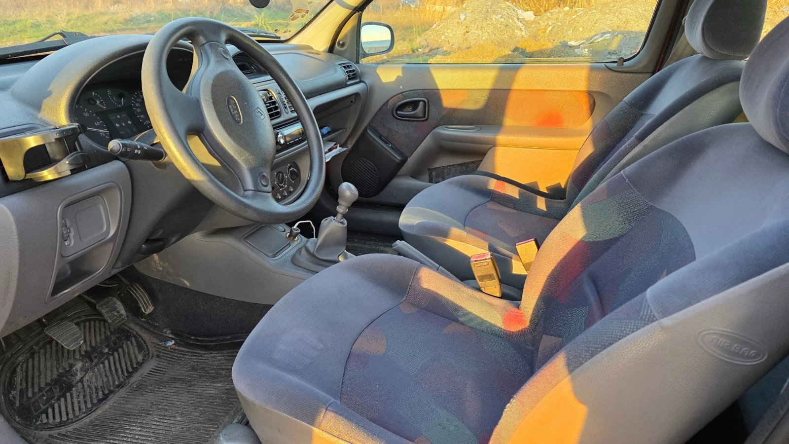 Renault Clio 2 - изображение 8