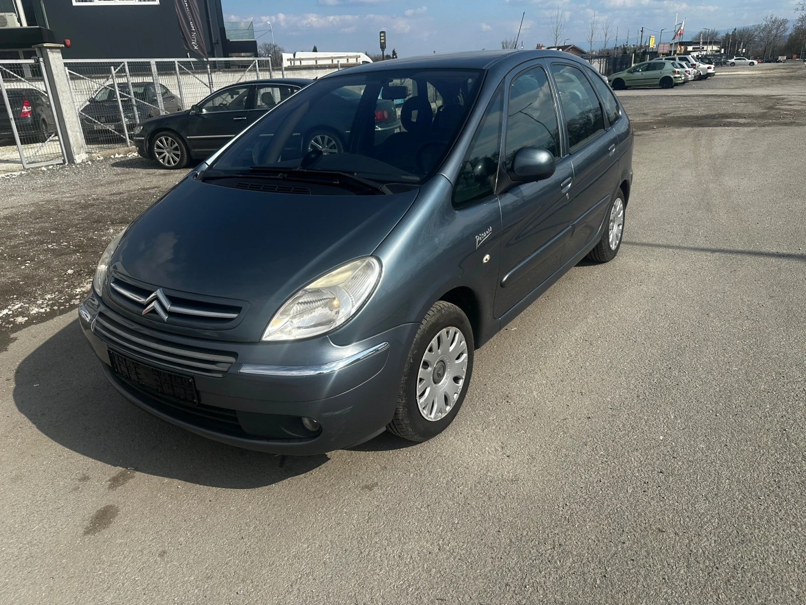 Citroen Xsara picasso 1.6 бензин, снимка 4 - Автомобили и джипове - 53975478