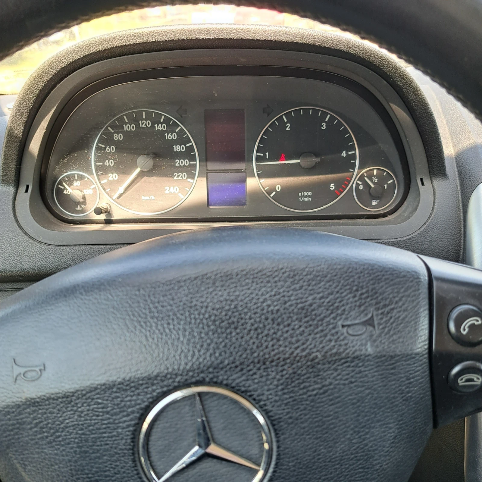 Mercedes-Benz A 180 Авангард, снимка 8 - Автомобили и джипове - 54333672