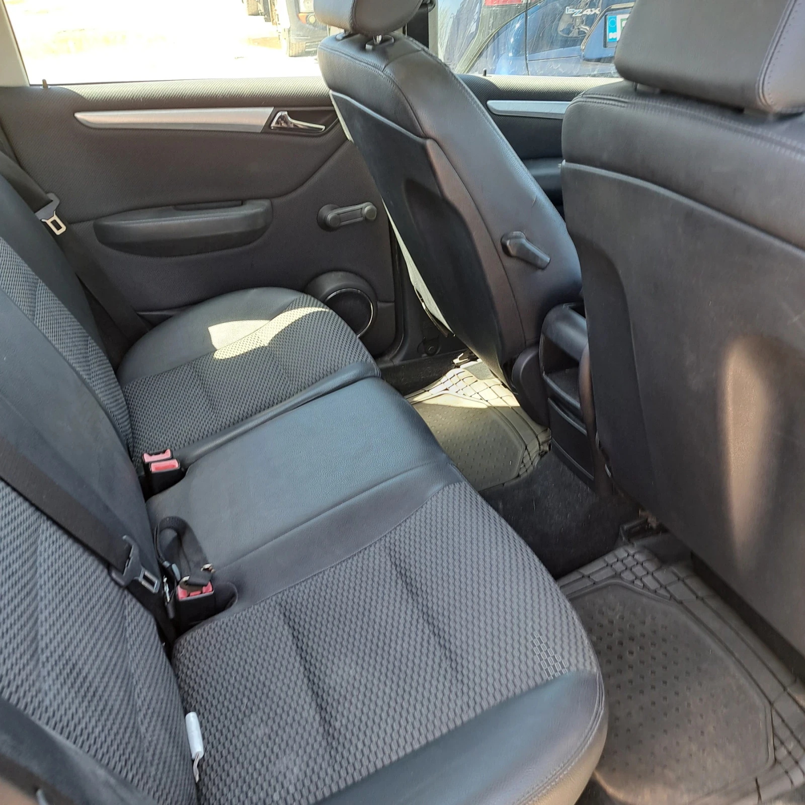 Mercedes-Benz A 180 Авангард, снимка 7 - Автомобили и джипове - 54333672