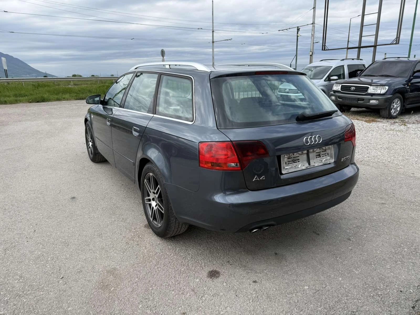 Audi A4 2.0TDI Italia 140kc, снимка 8 - Автомобили и джипове - 54368212