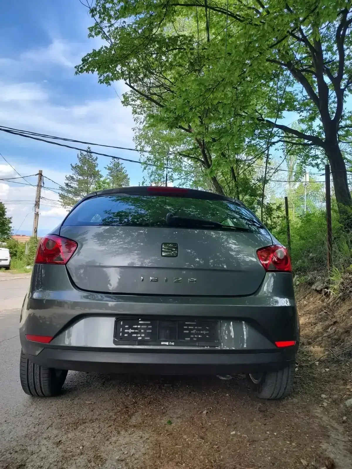 Seat Ibiza, снимка 2 - Автомобили и джипове - 54529073