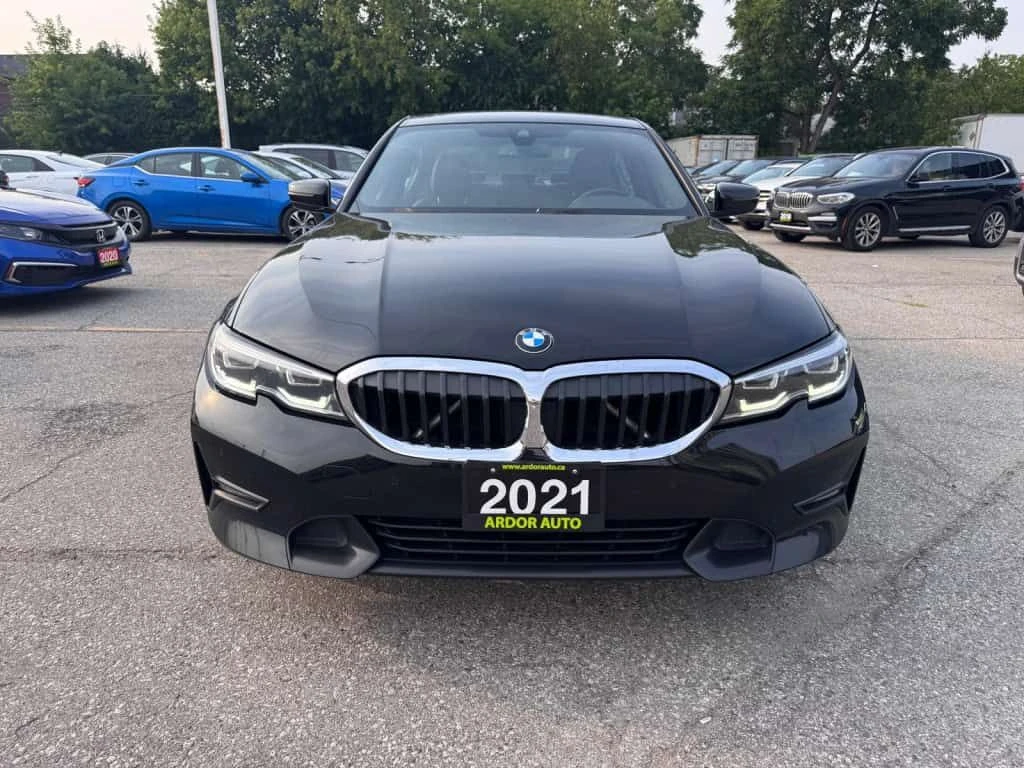 BMW 330  xDrive * АВТОКРЕДИТ * ОТ ПРЕДСТАВИТЕЛСТВО, снимка 2 - Автомобили и джипове - 54723774