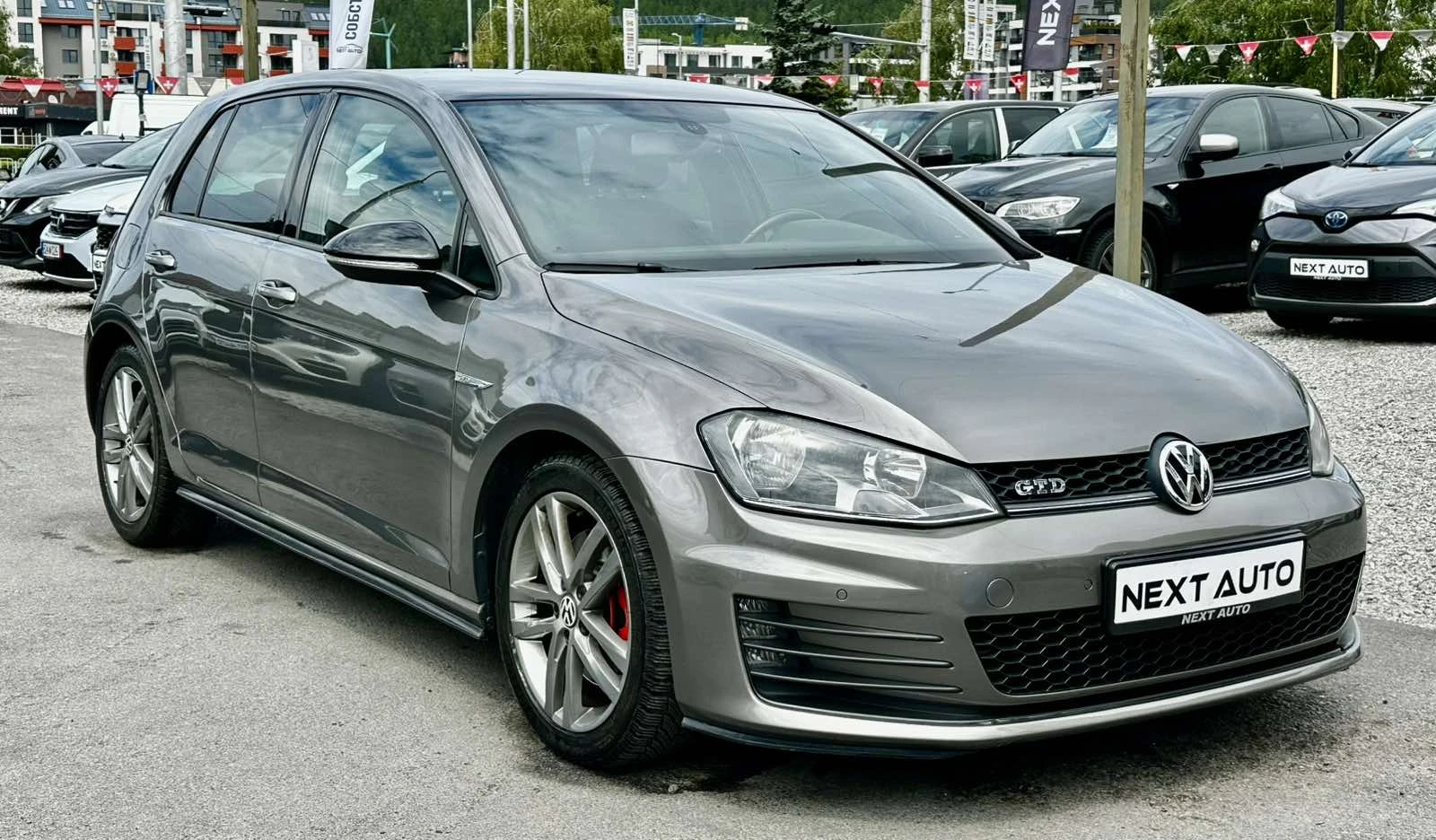 VW Golf GTD 184HP Е6В DYNAUDIO DSG NAVI СВЕТЕЩ ТАВАН, снимка 3 - Автомобили и джипове - 55136239