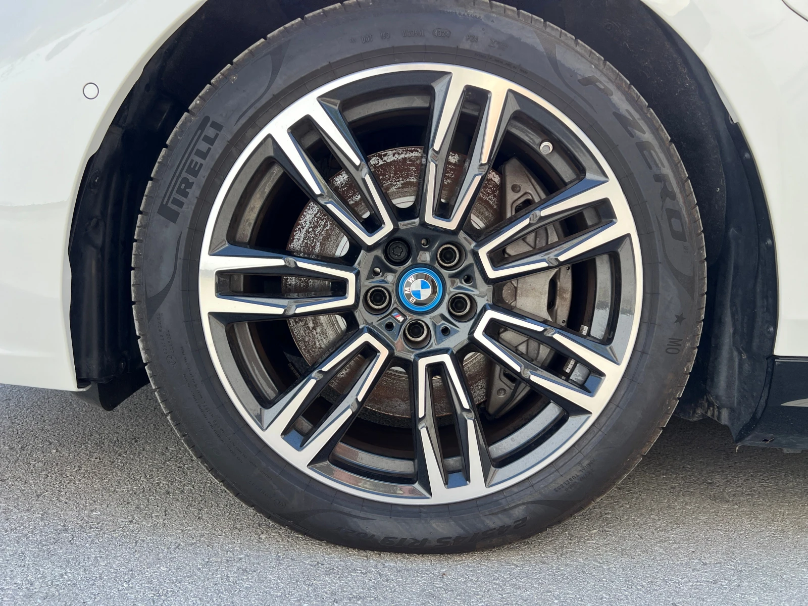 BMW 550 xDrive, снимка 12 - Автомобили и джипове - 55586478