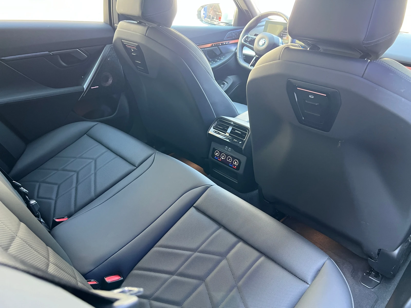 BMW 550 xDrive, снимка 9 - Автомобили и джипове - 55586478