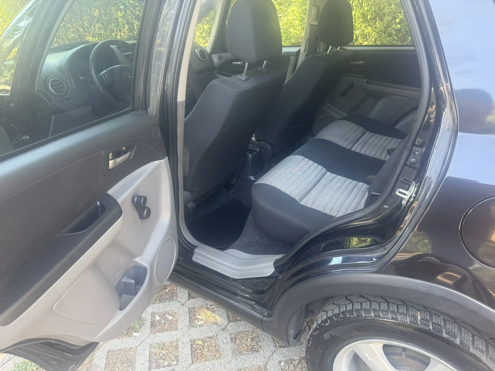 Suzuki SX4 1.6 90 hp, снимка 12 - Автомобили и джипове - 55979004
