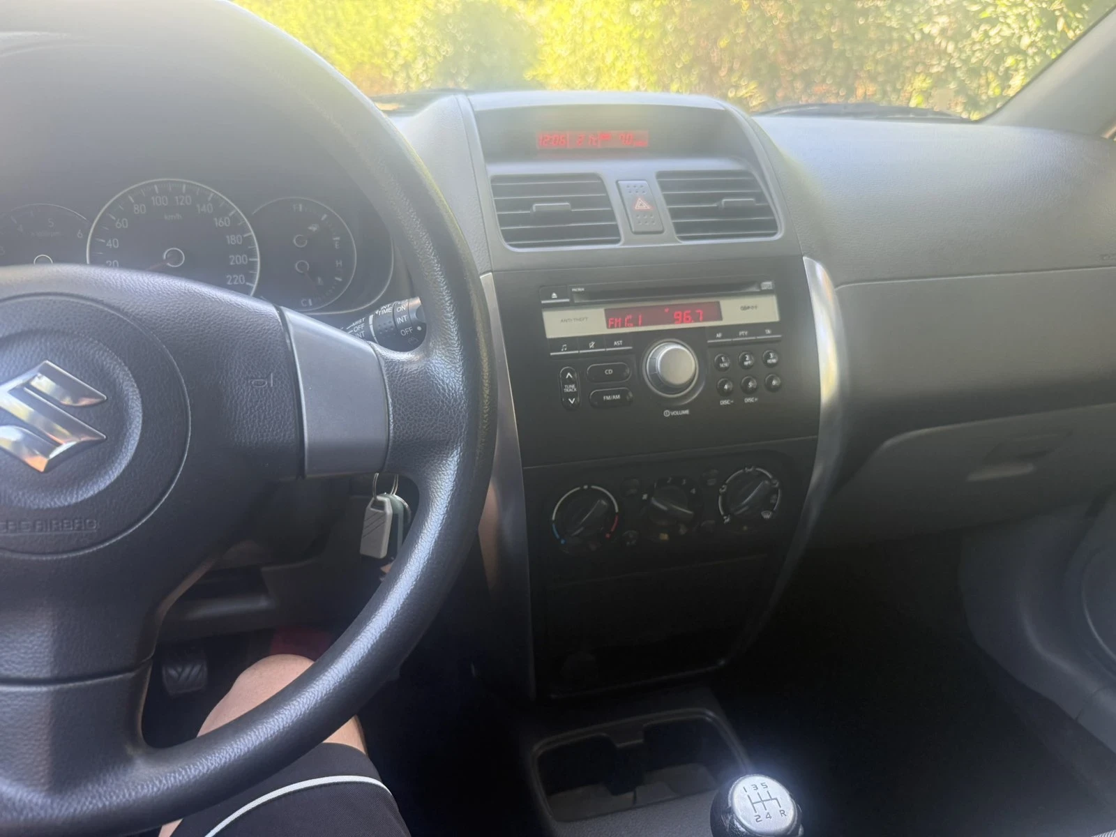 Suzuki SX4 1.6 90 hp, снимка 9 - Автомобили и джипове - 55979004