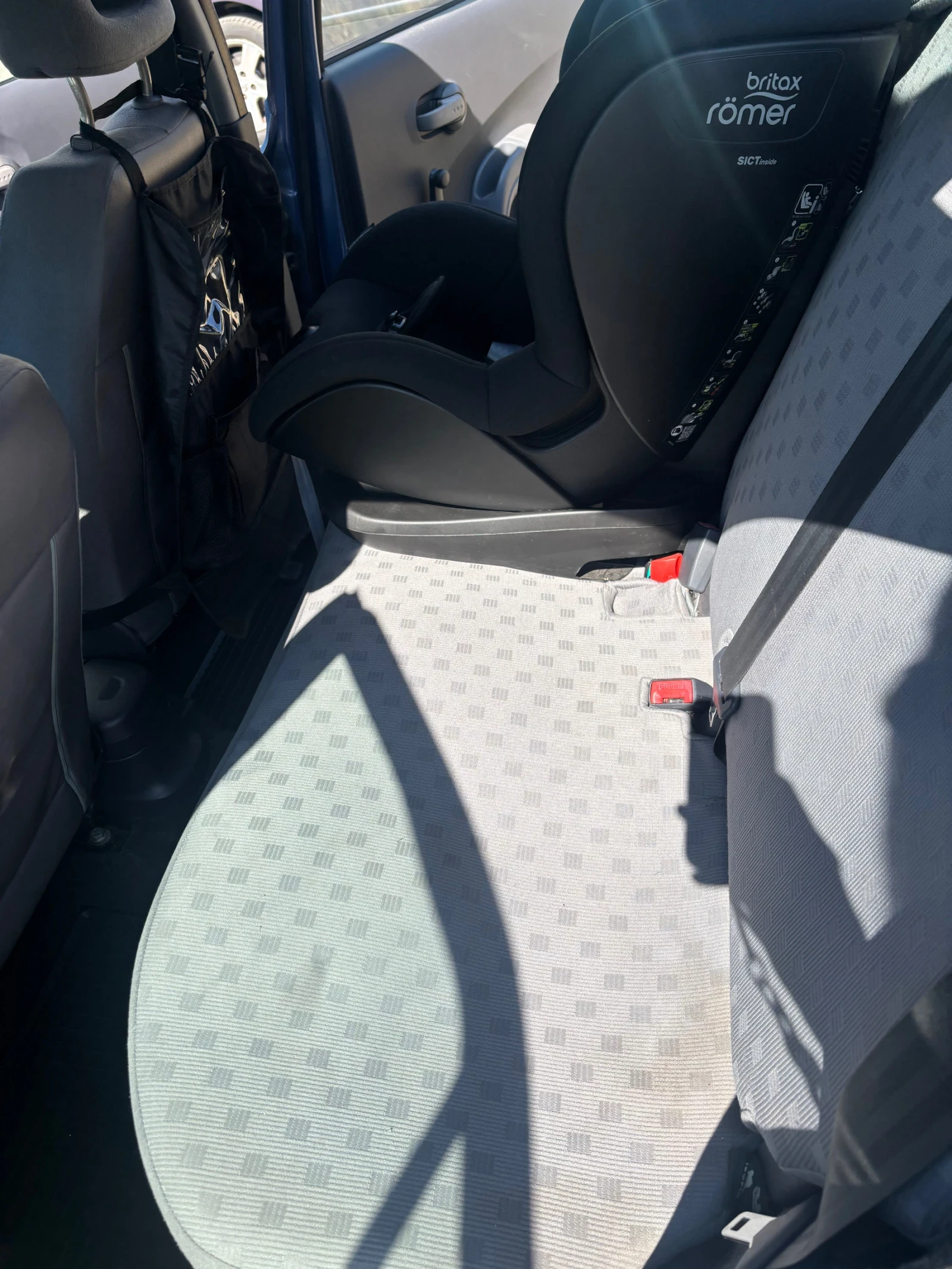 Nissan Micra 1.4 88hp, снимка 7 - Автомобили и джипове - 55992003