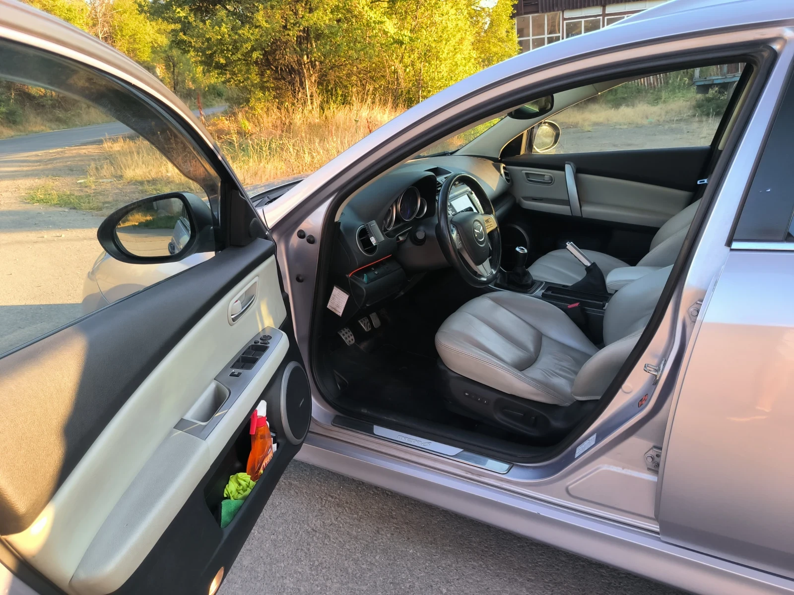 Mazda 6 2.5, снимка 10 - Автомобили и джипове - 56747201