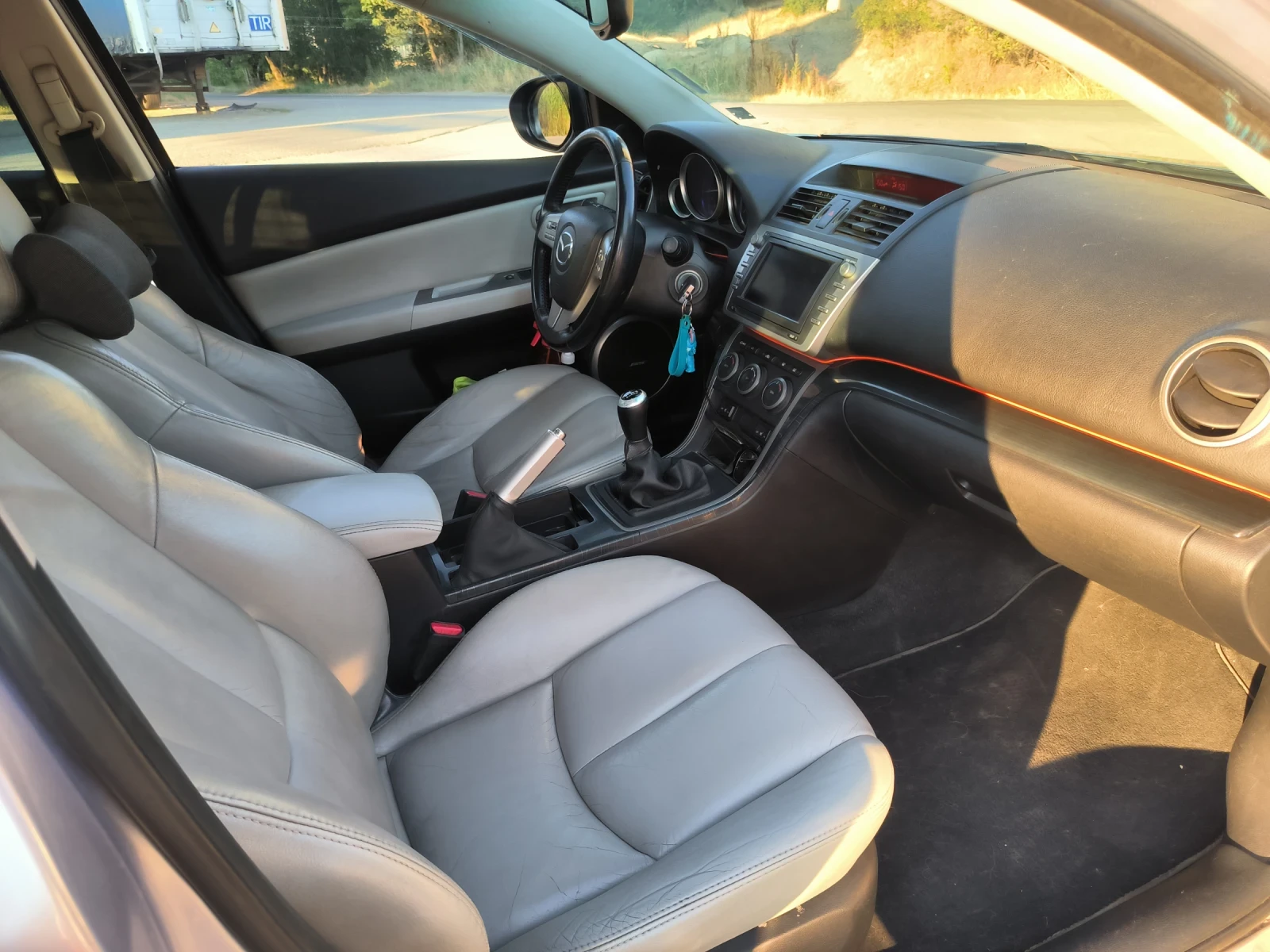 Mazda 6 2.5, снимка 12 - Автомобили и джипове - 56747201