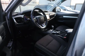 Toyota Hilux 2.4 D-4D 4x4 DoubleCAB KeyGO KAM Xenon SzH 35Kkm , снимка 11